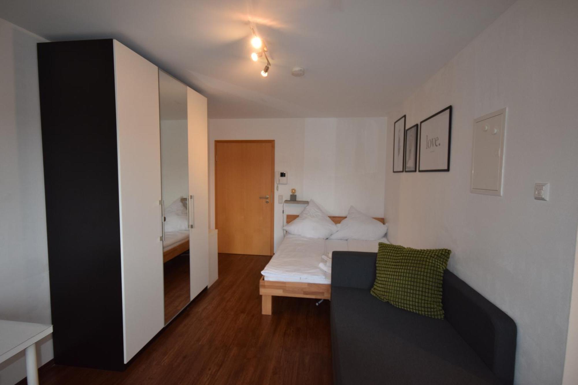Nestwerk Komfort R23-12 - Balkon, Arbeitsplatz & Zentrumsnah Biberach an der Riß المظهر الخارجي الصورة